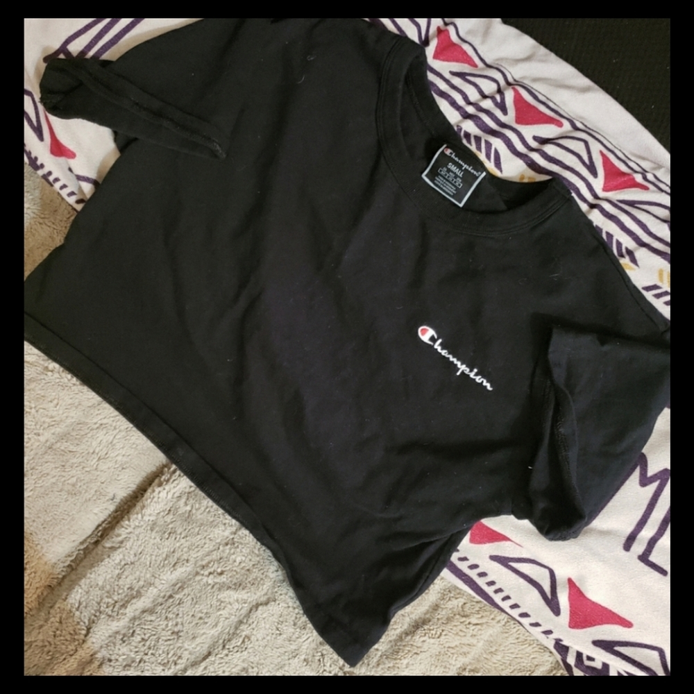 Champion Cropped Tee